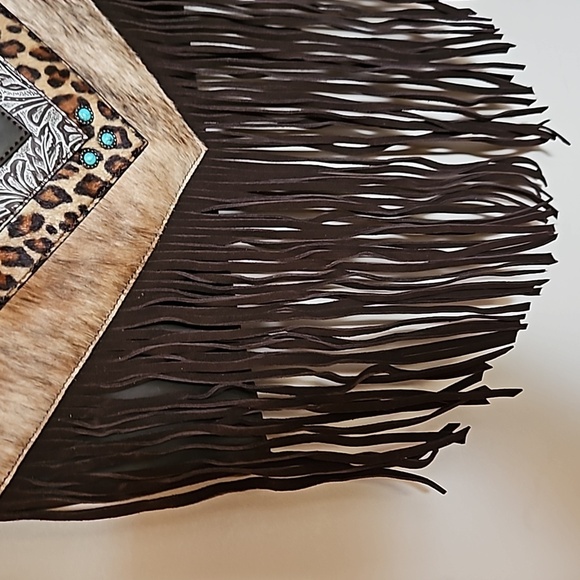 NEW! ARIAT Nashville Genuine Leather Calf Hair Fringe Accent Shoulder Bag Purse. - Picture 6 of 12